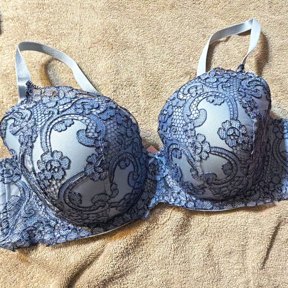 Victoria's Secret Dream Angels Lined Demi Underwire Bra Lace Floral 40D